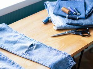 Repairing jeans for circular fashion