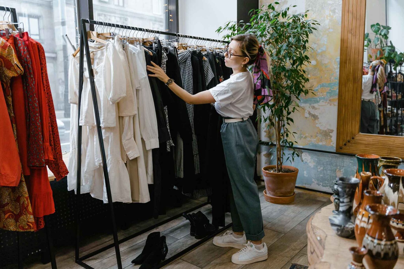 Simple sourcing, retail boutique employee